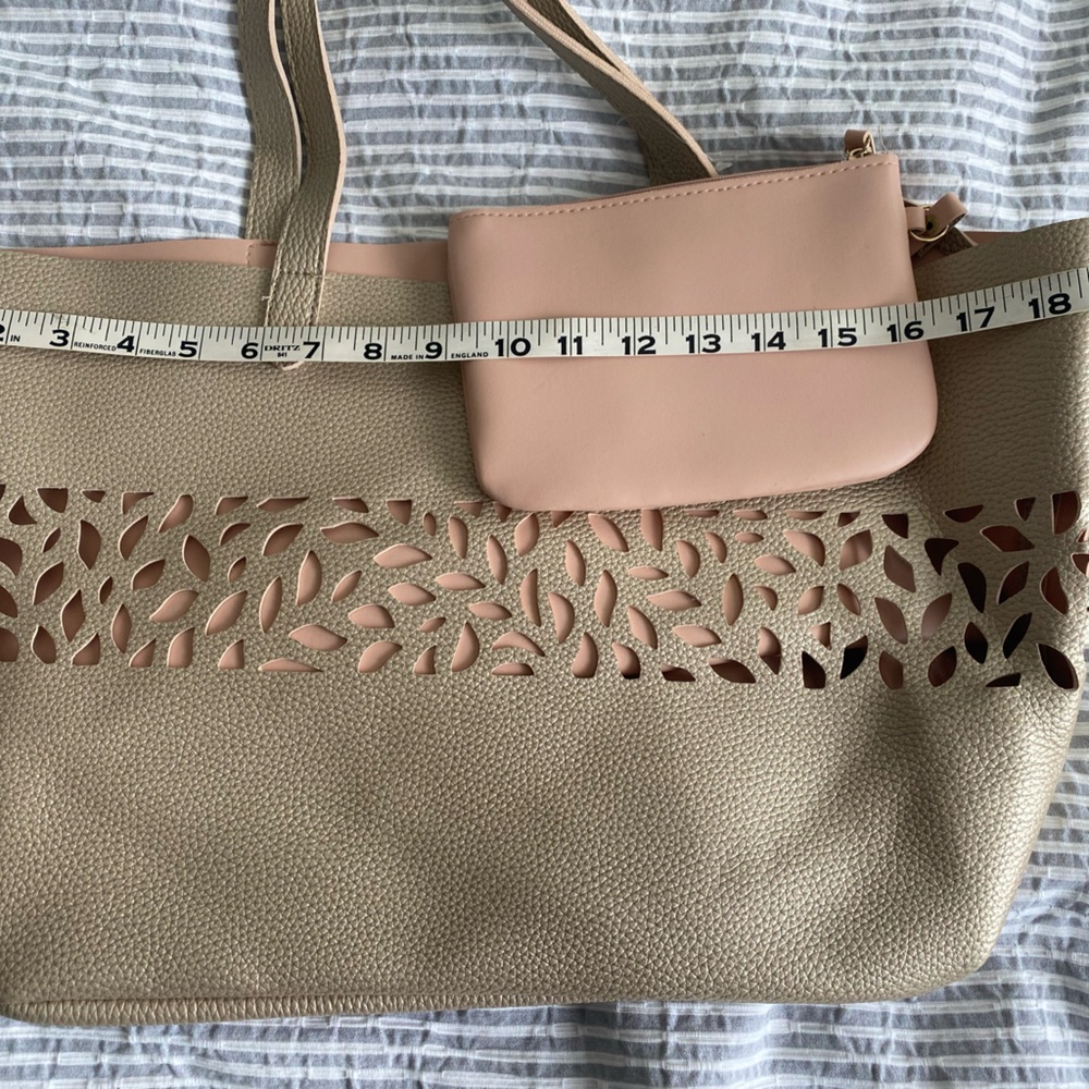 Ulta Brand pleather bag with teathered/leashed clutch